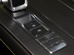 2022款 1.5T CVT 贵妃黄限定版 尊贵型