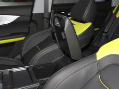 2022款 1.5T CVT 贵妃黄限定版 尊贵型