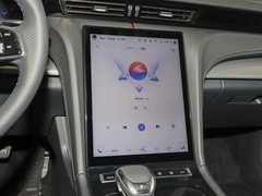 2023款 2.0T 自动智联旗领版
