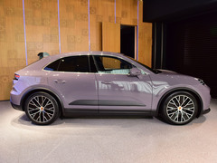 2024款 Macan 4