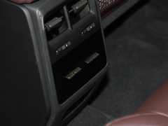 2024款 Macan 4