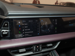 2024款 Macan 4
