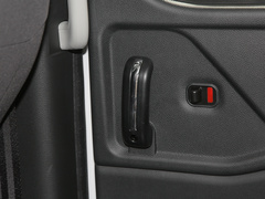 2022款 旅行版 2.0L 手动舒适型 7座