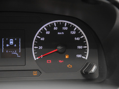 2022款 旅行版 2.0L 手动舒适型 7座