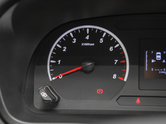 2022款 旅行版 2.0L 手动舒适型 7座