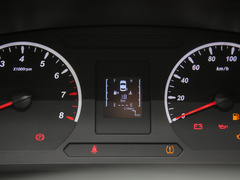 2022款 旅行版 2.0L 手动舒适型 7座