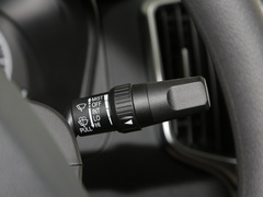2022款 旅行版 2.0L 手动舒适型 7座