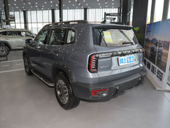 2022款 2.0T DCT四驱哮天犬追猎版