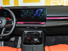 2025款 M5 
