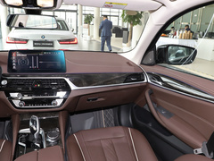 2023款 530Li 领先型 豪华套装
