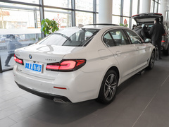 2023款 530Li xDrive 豪华套装