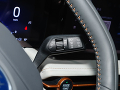 2023款 锐界L 2.0T EcoBoost 两驱五座时尚型