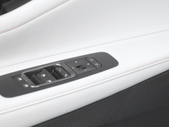 2023款 锐界L 2.0T EcoBoost 两驱五座时尚型