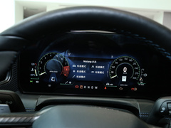 2024款 5.0L V8 Dark Horse