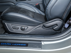2024款 5.0L V8 Dark Horse