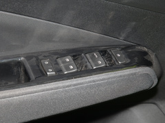 2022款 1.5L 手动自由型