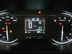 2022款 1.5L 手动自由型