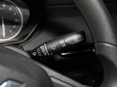 2022款 1.5L 手动自由型