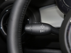 2023款 1.5T COOPER 艺术家