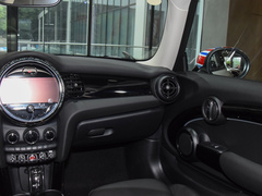 2023款 1.5T COOPER 艺术家