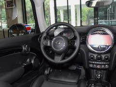2023款 1.5T COOPER 艺术家