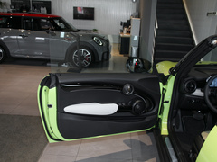 2023款 1.5T COOPER CABRIO 艺术家