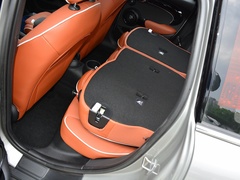 2023款 2.0T COOPER S 艺术家 五门版