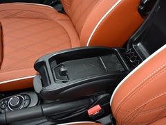 2023款 2.0T COOPER S 艺术家 五门版