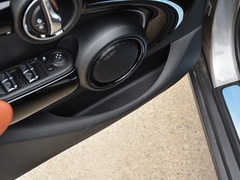 2023款 2.0T COOPER S 艺术家 五门版