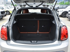 2023款 2.0T COOPER S 艺术家 五门版