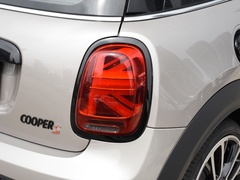 2023款 2.0T COOPER S 赛车手