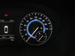 2022款 1.5L 舒适型客车(螺旋簧)8座