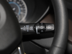 2022款 1.5L 舒适型客车(螺旋簧)8座