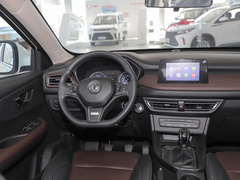 2022款 1.5L 舒适型客车(螺旋簧)8座
