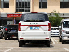 2022款 1.5L 舒适型客车(螺旋簧)7座