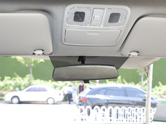 2022款 1.5L 舒適型客車(螺旋簧)7座