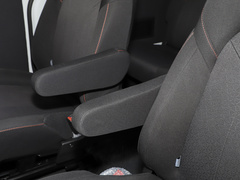2022款 1.5L 舒適型客車(螺旋簧)7座