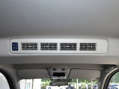 2022款 1.5L 舒適型客車(螺旋簧)7座