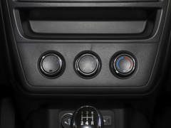 2022款 1.5L 舒適型客車(螺旋簧)7座