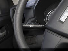 2022款 1.5L 舒適型客車(螺旋簧)7座
