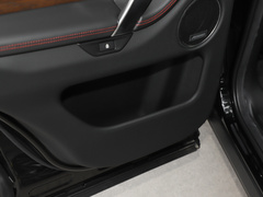 2022款 改款 249PS R-Dynamic SE 性能科技版 5座
