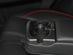 2022款 改款 249PS R-Dynamic SE 性能科技版 5座