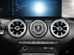 2022款 2.0T 边境限定版