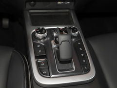 2022款 2.0T 边境限定版