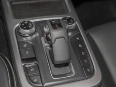 2022款 2.0T 边境限定版