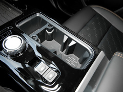 2022款 2.0T DCT两驱中华猎犬版