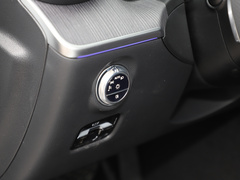 2022款 改款 C 260 L 皓夜运动版