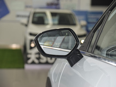 2023款 605km 猎光