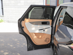 2023款 400T 两驱领先版 5座