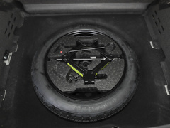 2023款 400T 两驱领先版 5座